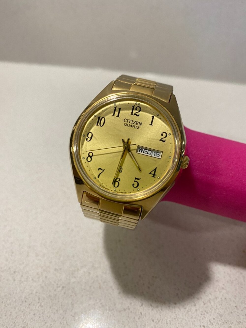 Vintage Citizen CQ Day/Date Quartz Men Dress Watch Gold Tone PREOWNED